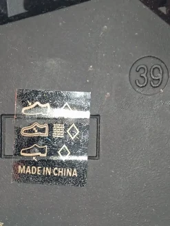 Stiefeletten><noscript><img width=