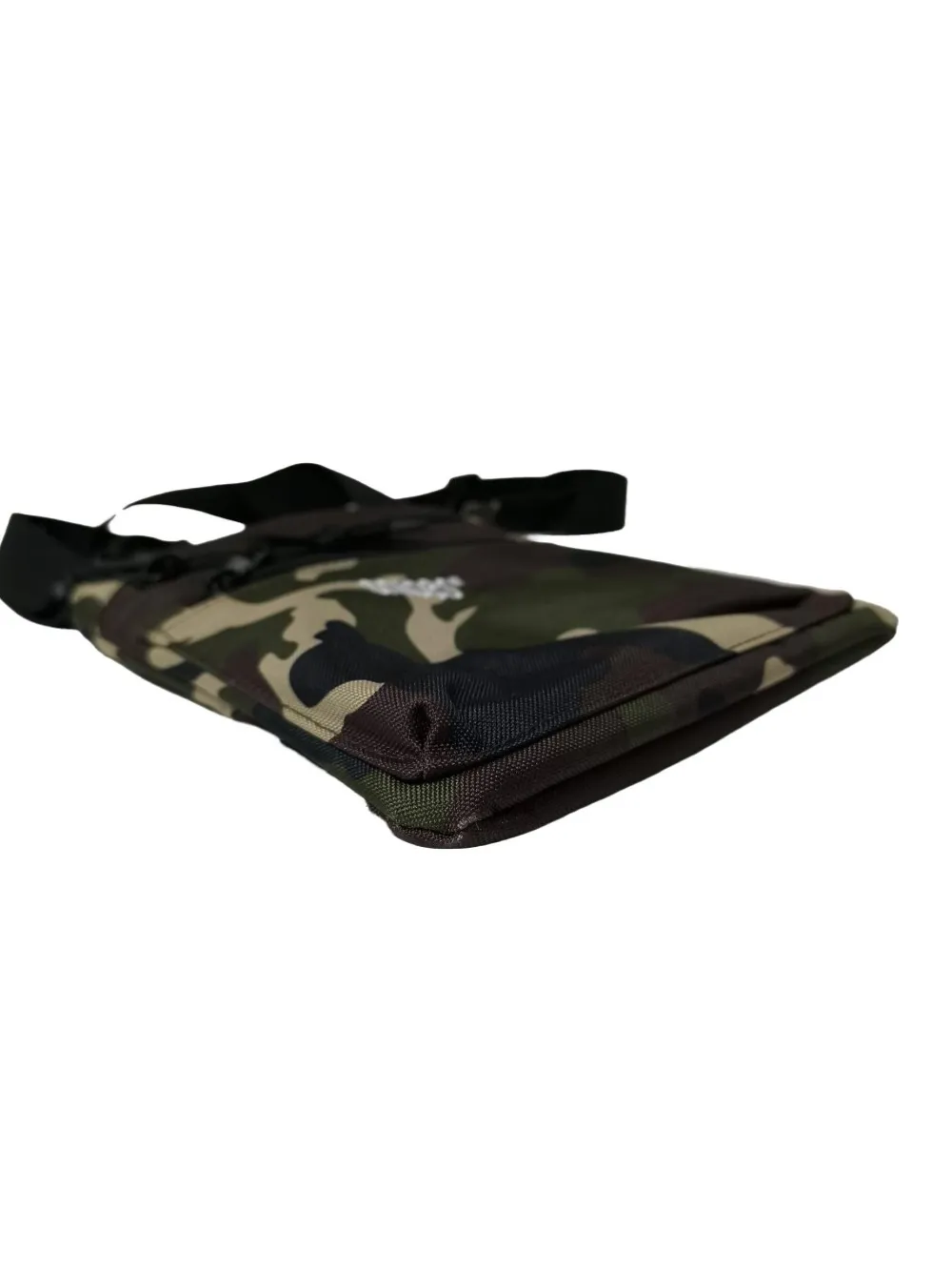 Schultertaschen>Snipes Schultertasche khakicreme