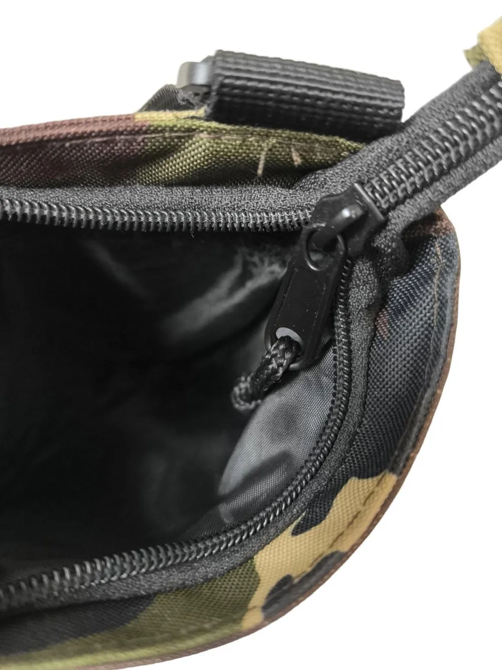 Schultertaschen>Snipes Schultertasche khakicreme