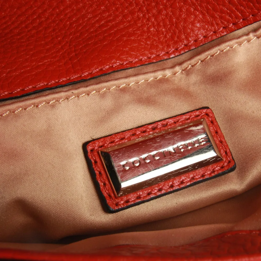 Schultertasche-Coccinelle Outlet