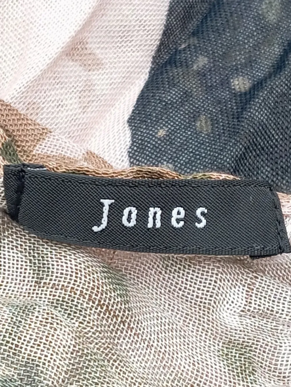 Tücher>Jones Schultertuch wollweißschwarz