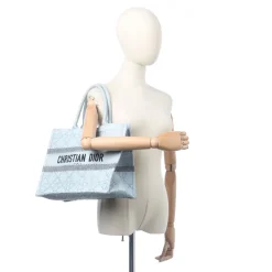 Shopper-Dior Clearance