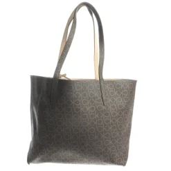 Shopper-Calvin Klein Outlet