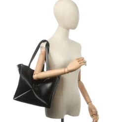 Shopper>Nanushka Shopper schwarz