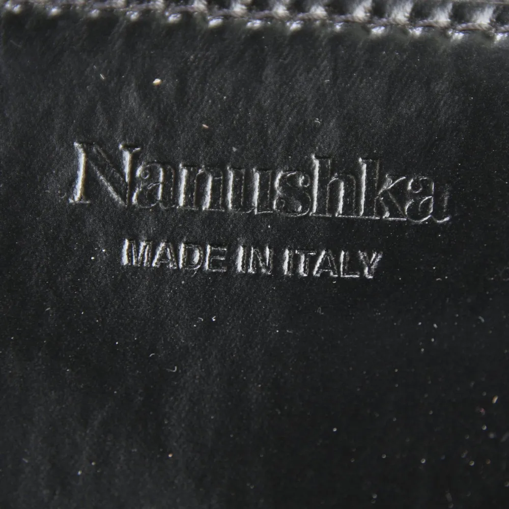 Shopper>Nanushka Shopper schwarz