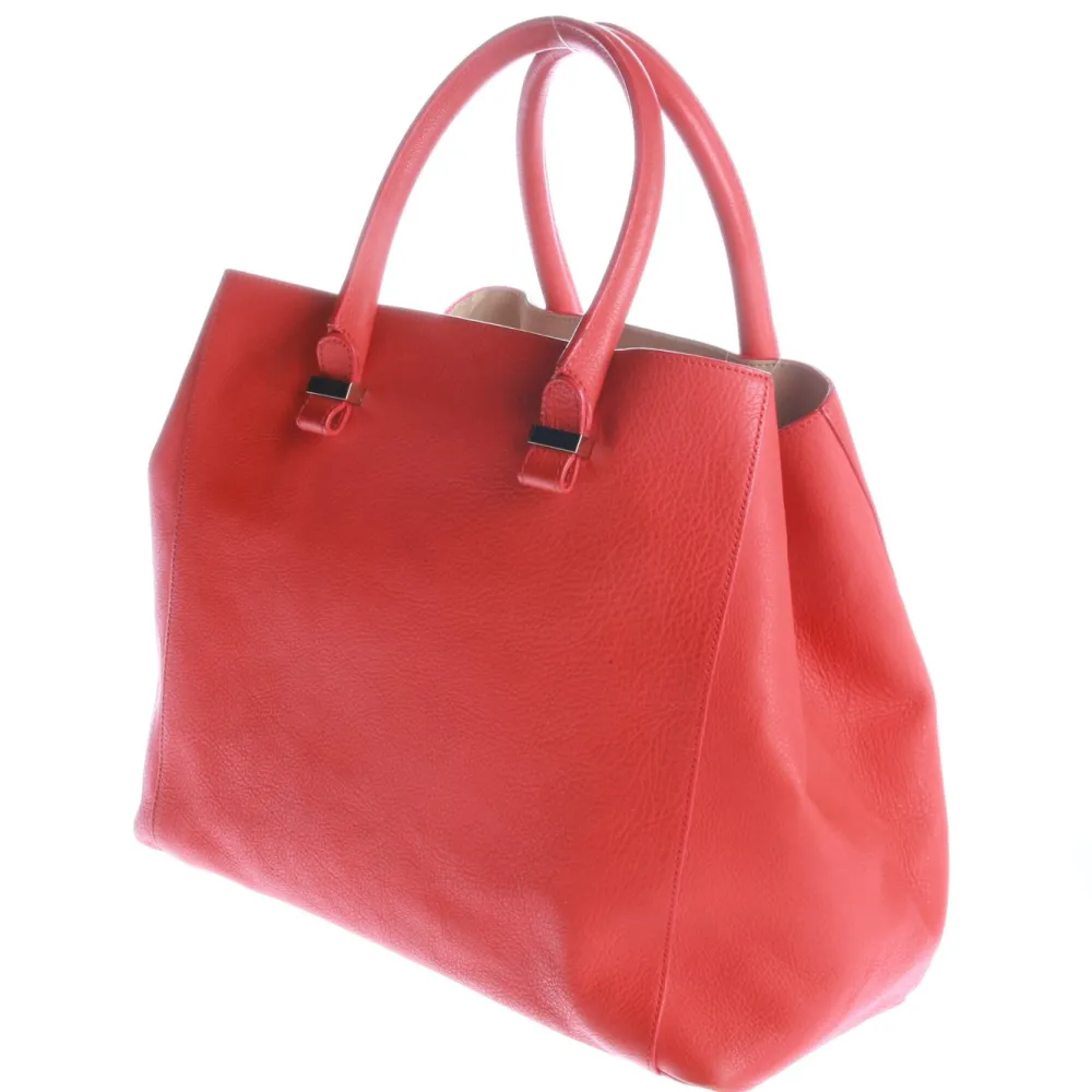 Shopper-Victoria Beckham Clearance