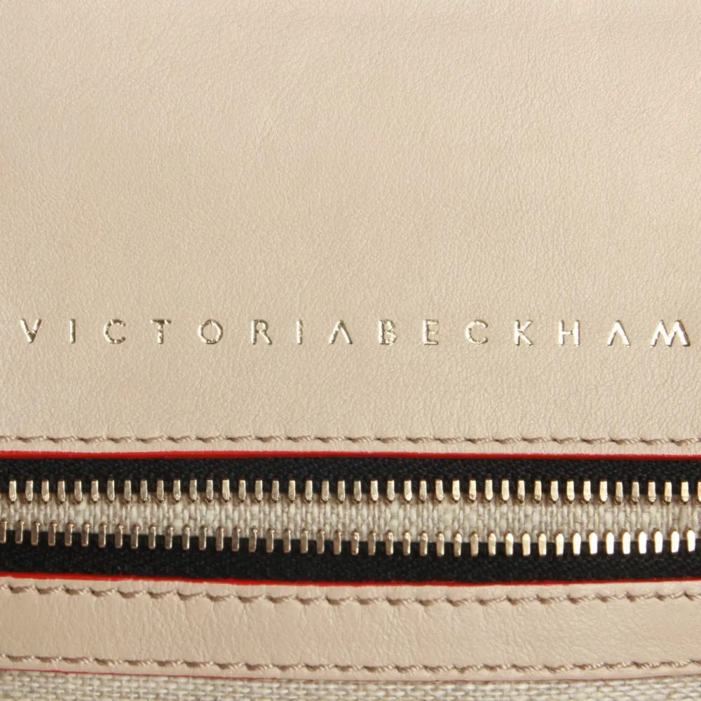 Shopper-Victoria Beckham Clearance