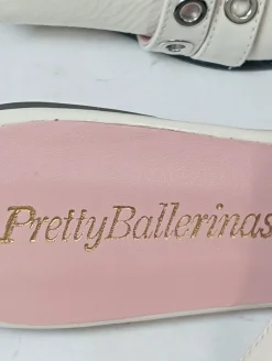 Ballerinas><noscript><img width=