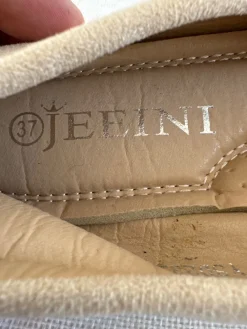Businessschuhe> Slipper Größe 37 beige