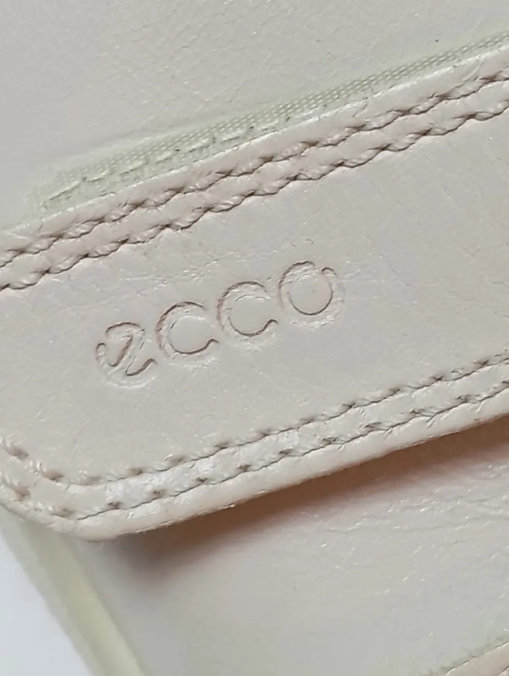 Sneaker>Ecco Sneaker Klettverschluss Größe 41 creme