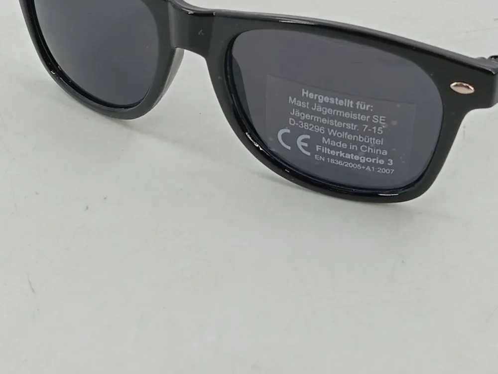 Sonnenbrillen> Sonnenbrille mehrfarbig