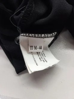 Tops><noscript><img width=