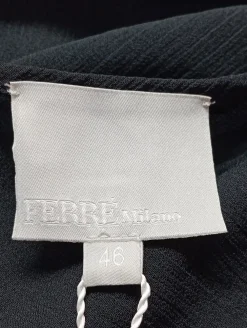 Tops><noscript><img width=