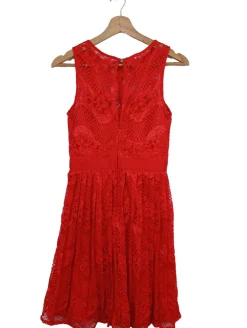 Spitzenkleid Größe 36-Little Mistress