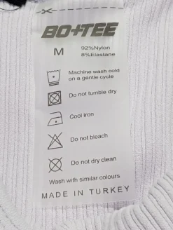 Tops><noscript><img width=