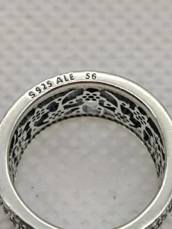 Ringe><noscript><img width=