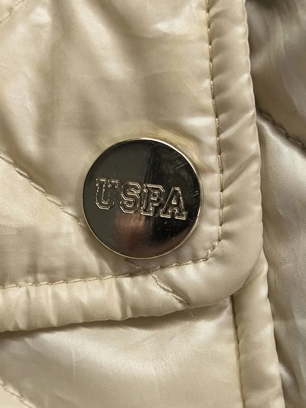 Westen>USPA Steppweste Größe 40 wollweiß