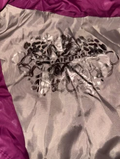 Westen><noscript><img width=