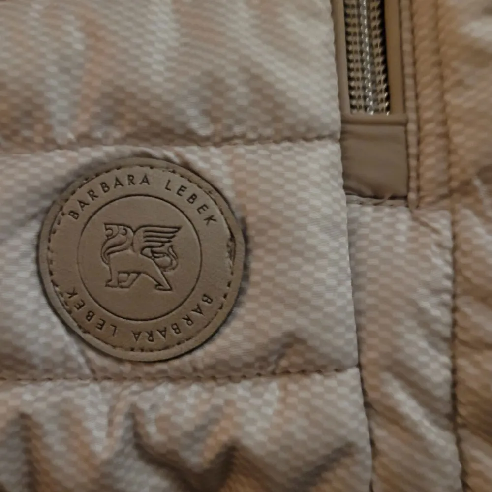 Westen> Steppweste Größe 40 beige