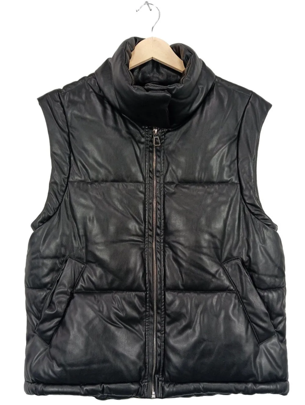 Westen>Bershka Steppweste Größe 36 schwarz