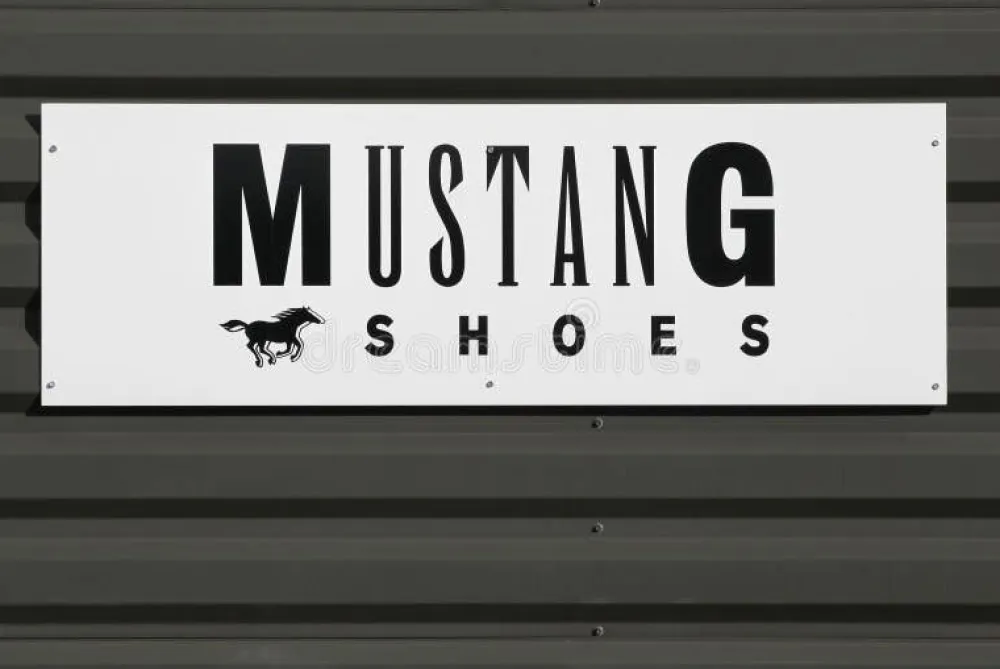 Stiefel>Mustang Stiefel Größe 39 blau