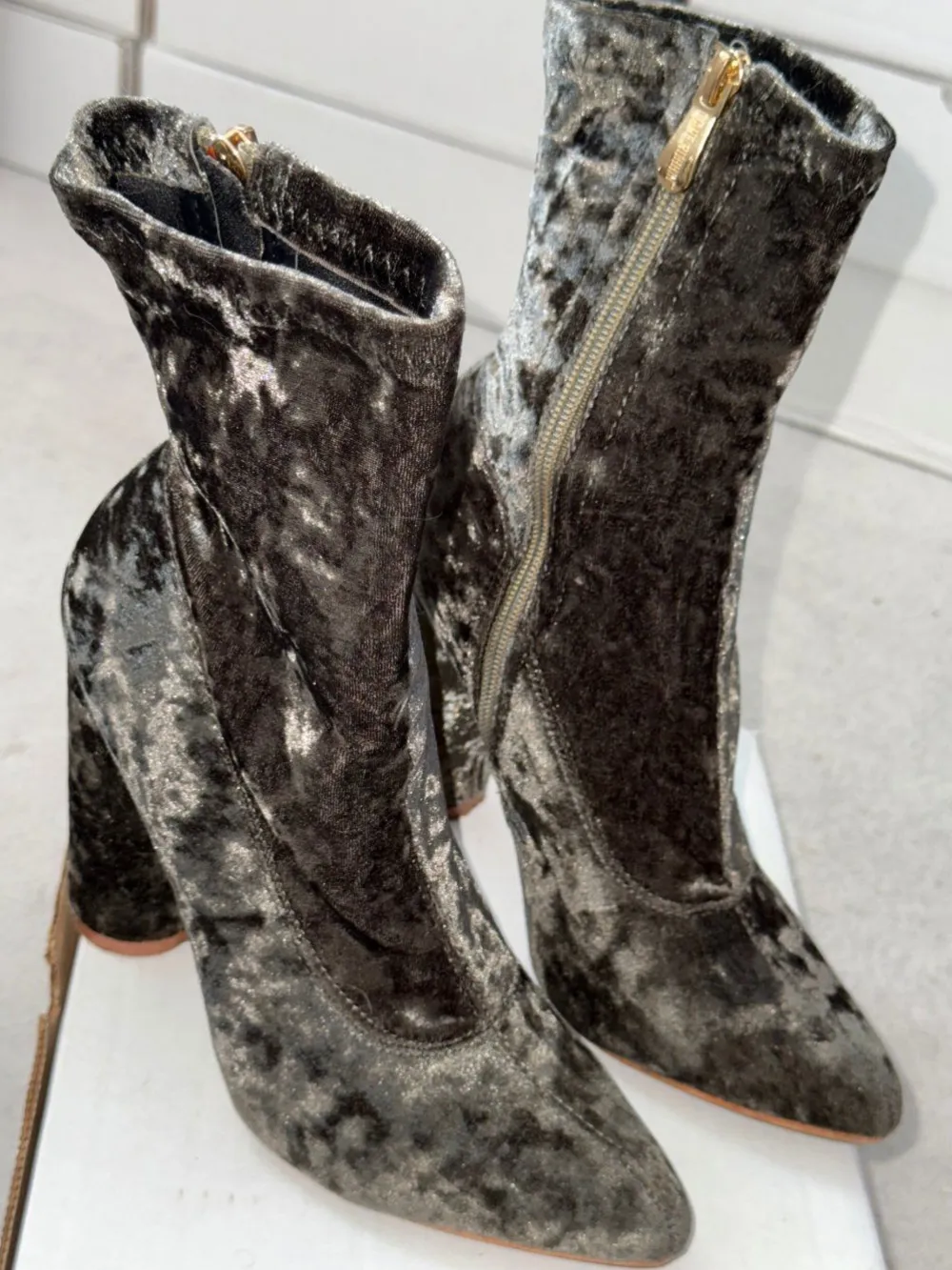 Stiefeletten> Stiefeletten Größe 38 grau