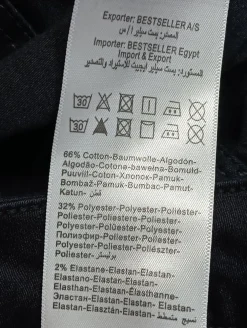 Hosen><noscript><img width=