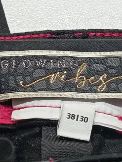 Hosen><noscript><img width=