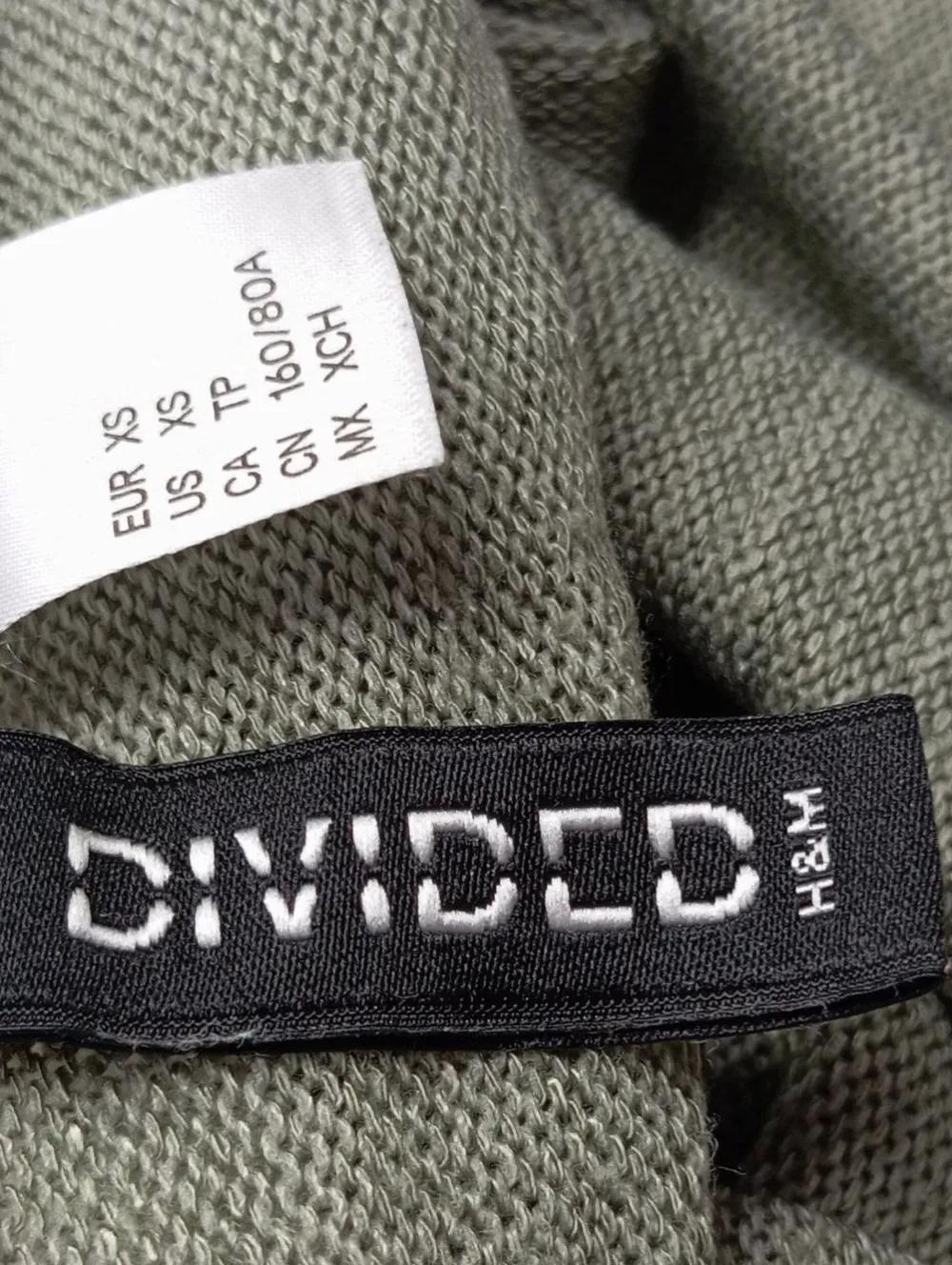 Strickbekleidung>H&M Divided Strick Cardigan Größe 34 khaki