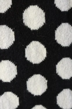 Strickbekleidung><noscript><img width=