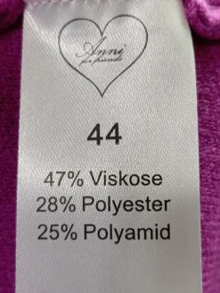 Strickbekleidung><noscript><img width=