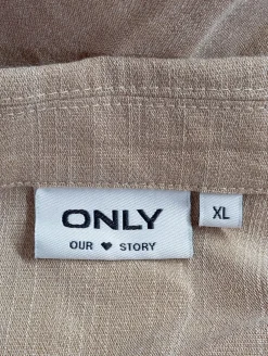 Twin Sets><noscript><img width=