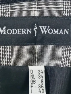 Twin Sets><noscript><img width=