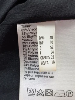 Strickbekleidung><noscript><img width=