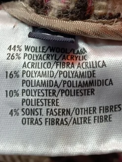 Strickbekleidung><noscript><img width=