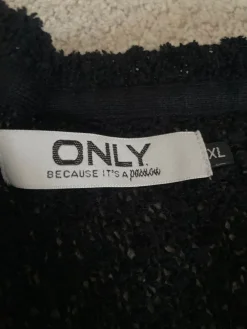 Strickbekleidung><noscript><img width=