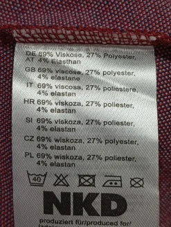 Strickbekleidung><noscript><img width=