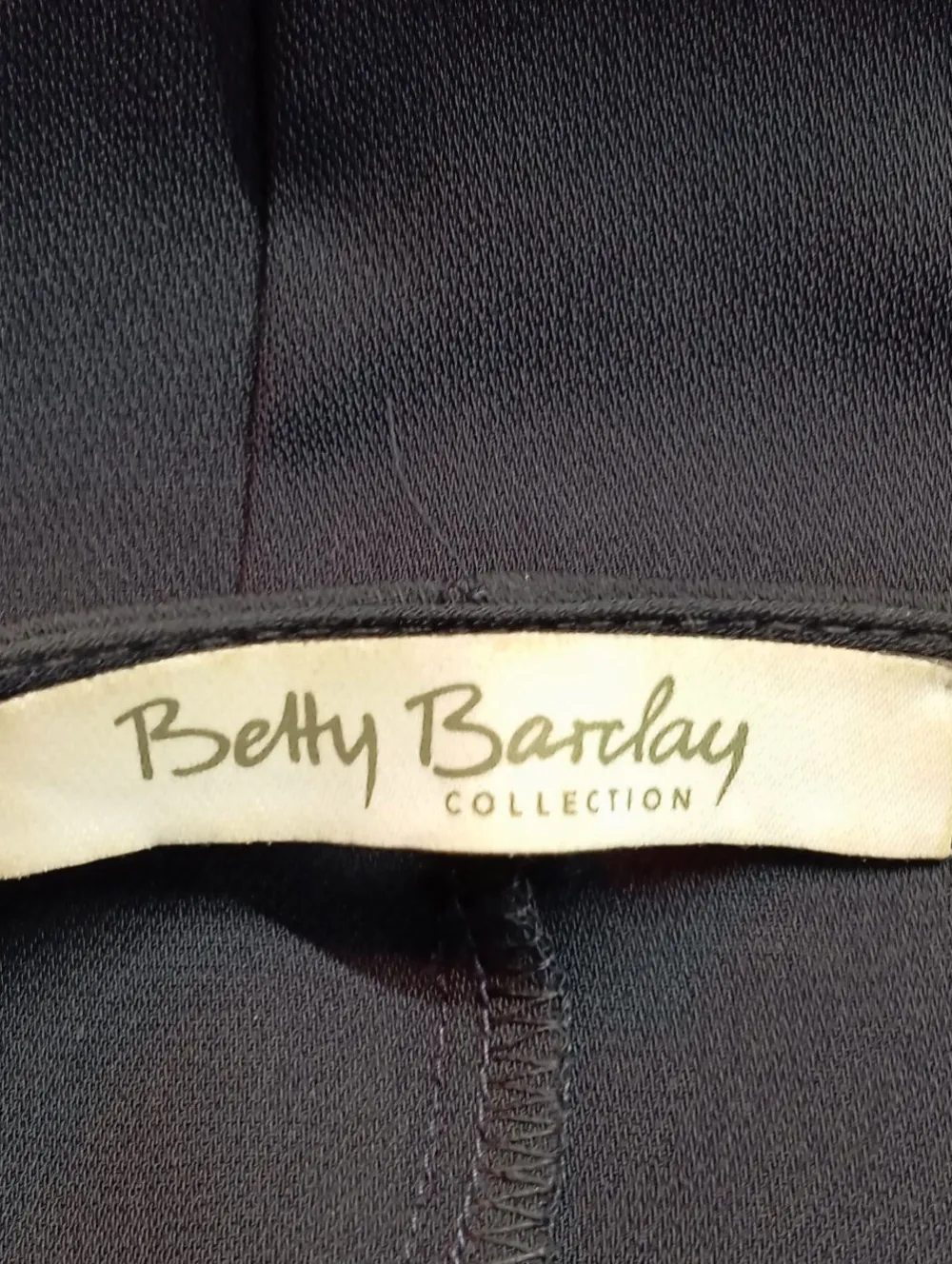 Strickbekleidung>Betty Barclay Strickjacke Größe 36 blau