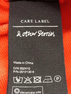 Strickmütze-& Other Stories Online