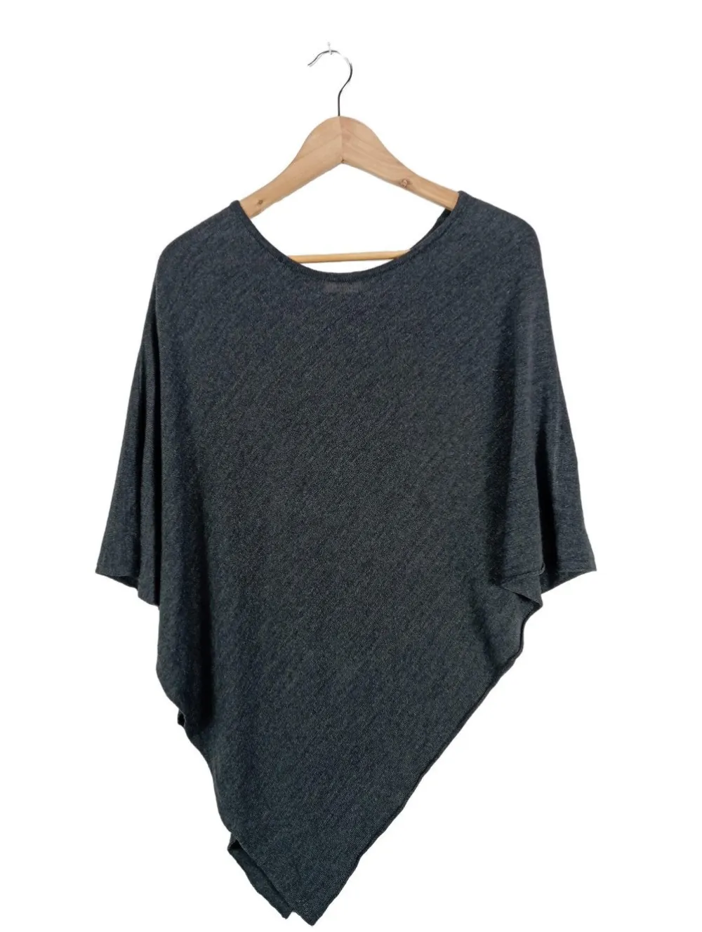 Strickbekleidung>Jacqueline de Yong Strickponcho Größe 40 hellgrau