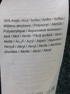 Strickbekleidung><noscript><img width=