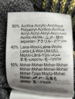 Pullover><noscript><img width=