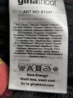 Röcke><noscript><img width=