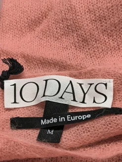 Tops><noscript><img width=