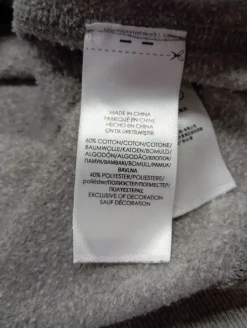 Sweats><noscript><img width=