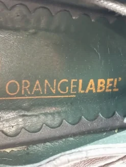 Pumps><noscript><img width=