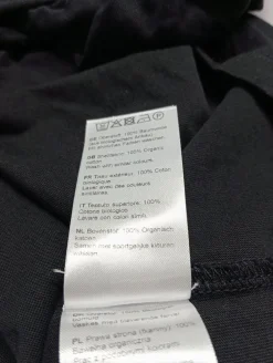 Shirts><noscript><img width=