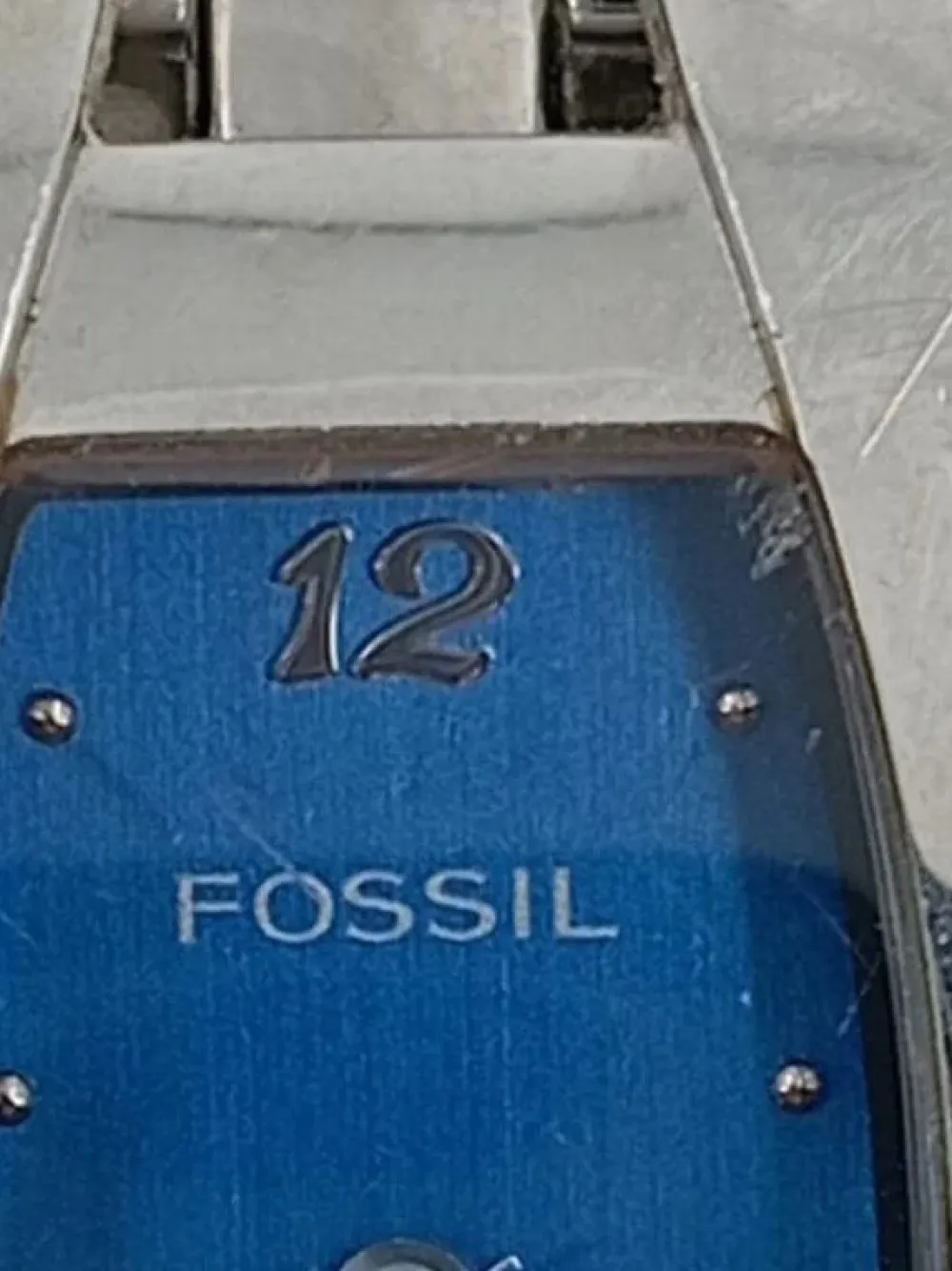 Uhr-Fossil Clearance