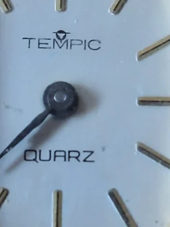 Uhren> Uhr goldfarben