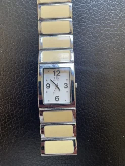 Uhren><noscript><img width=